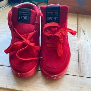 XWXC Office fashion sport shoes.